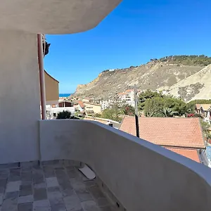 Andromeda Realmonte
